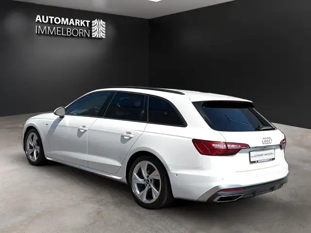 Audi A4 view 6