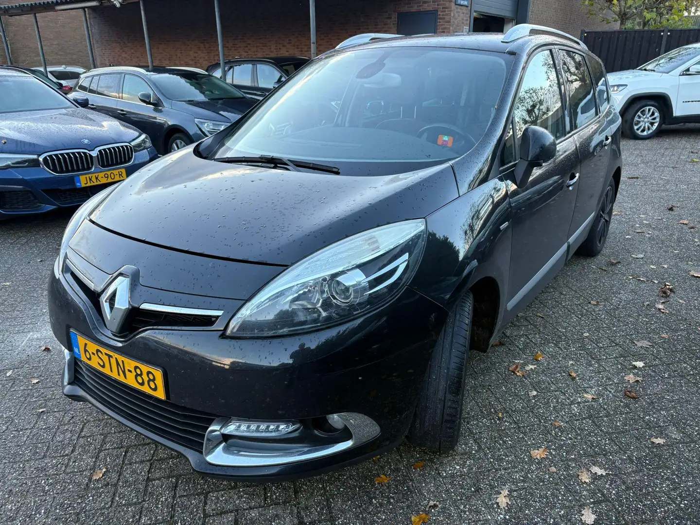 Renault Grand Scenic 1.5 dCi Bose 7p. Schwarz - 2