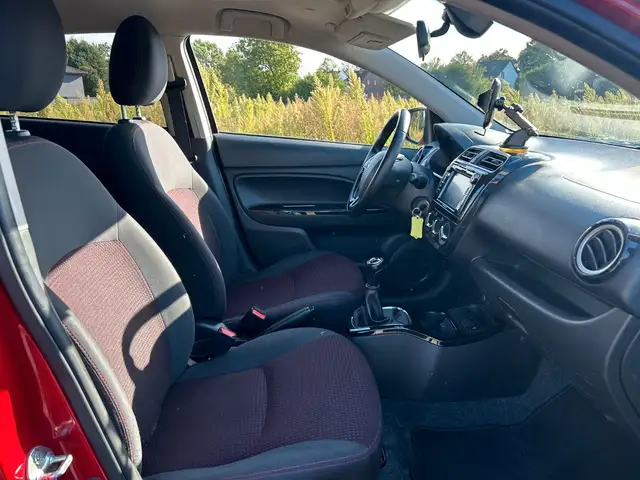 Mitsubishi Space Star view 21