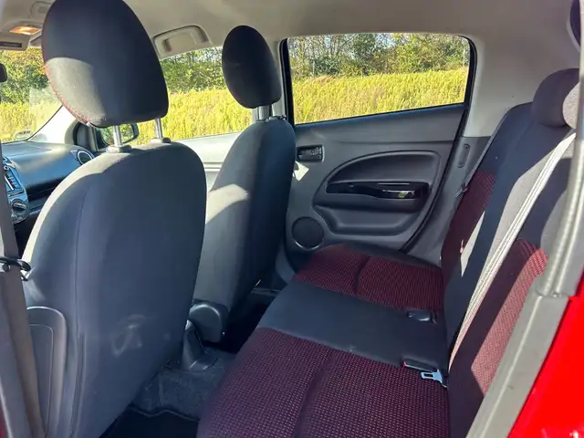 Mitsubishi Space Star view 16