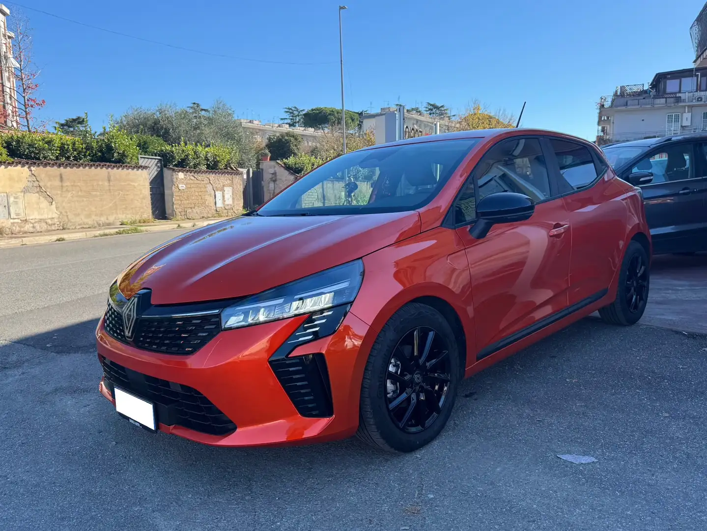 Renault Clio Clio V 2023 1.0 sce Evolution 65cv Arancione - 1