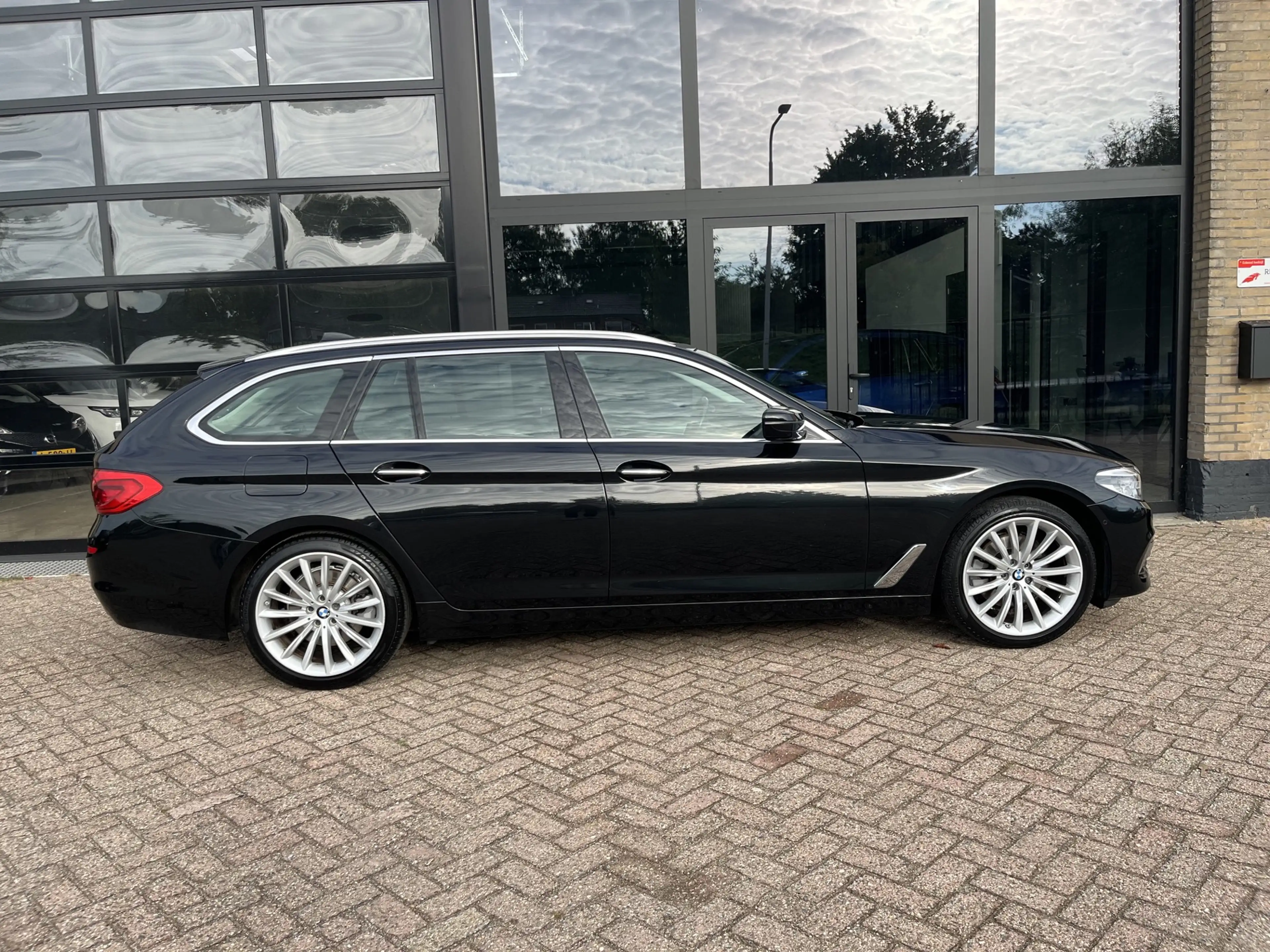 BMW 520 5-serie Touring 520i High Executive luxury Line , — photo 5