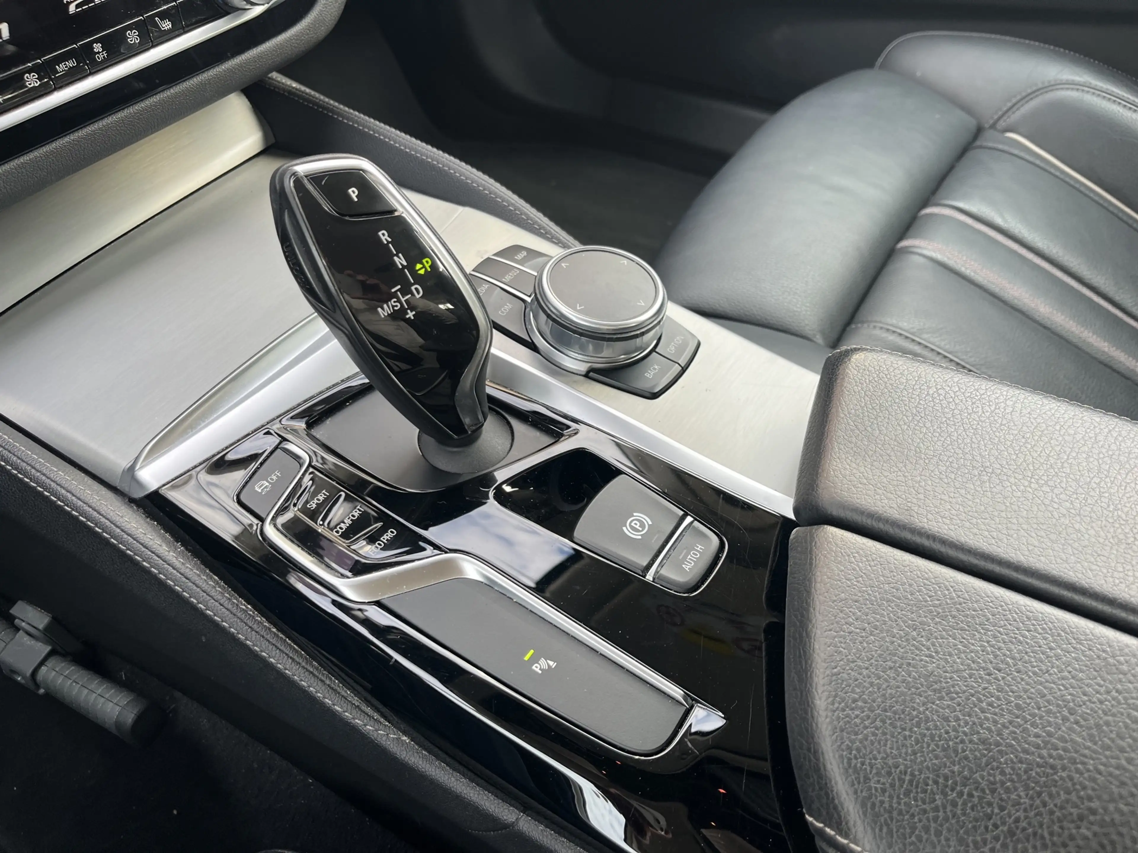 BMW 520 5-serie Touring 520i High Executive luxury Line , — photo 21