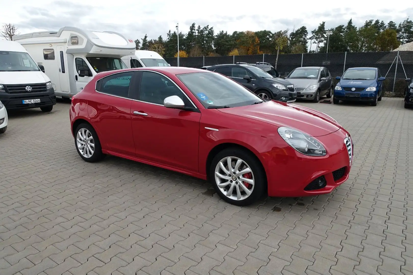Alfa Romeo Giulietta 1.4 TB MultiAir Turismo *Sportpaket* Rot - 2