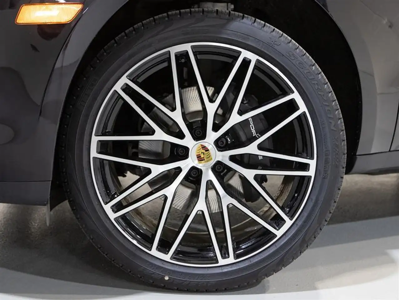 Porsche Macan снимка Porsche Macan