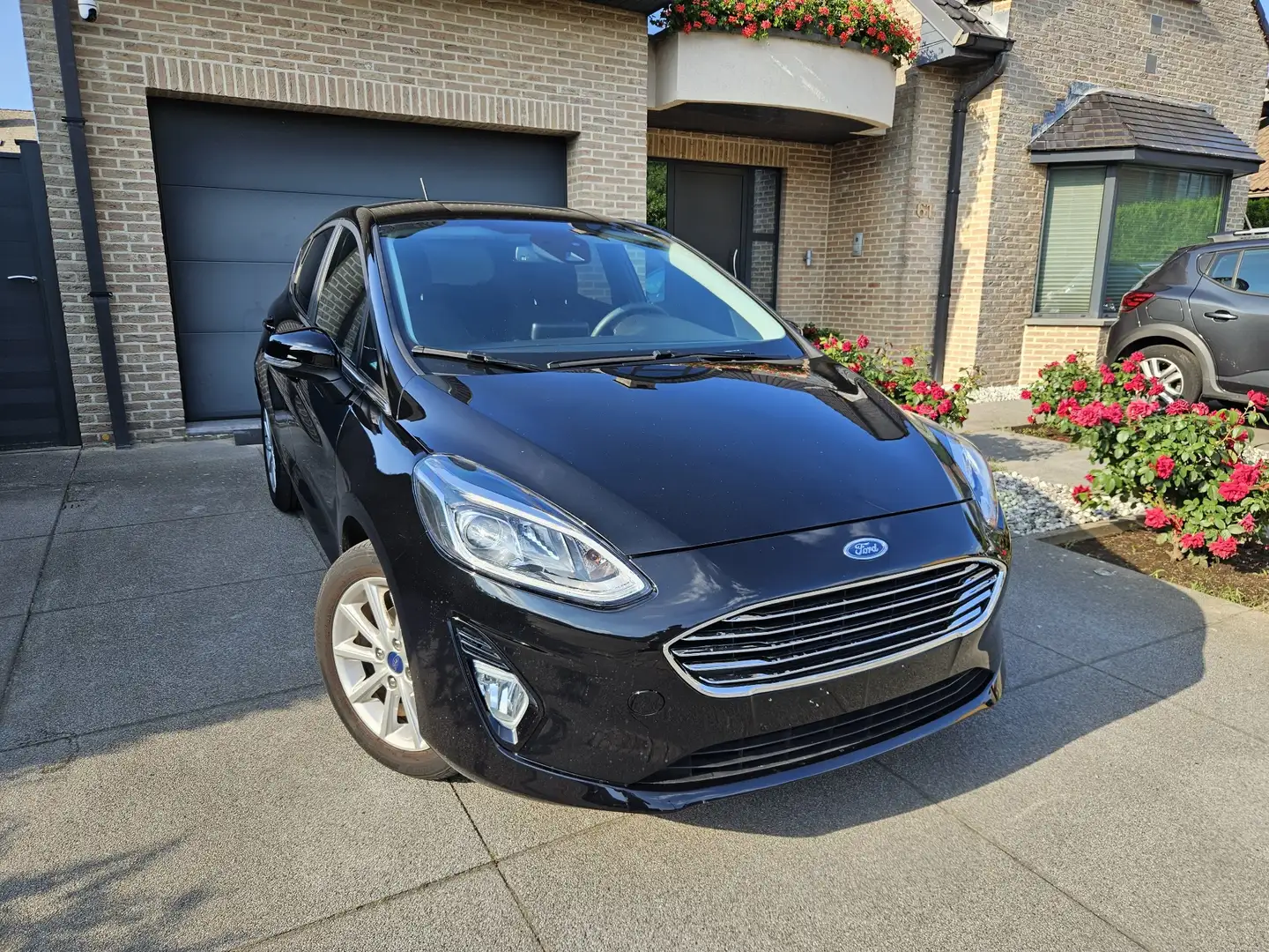 Ford Fiesta 1.0 Titanium / CARPLAY / LED /  ** SUPER DEAL ** - 2