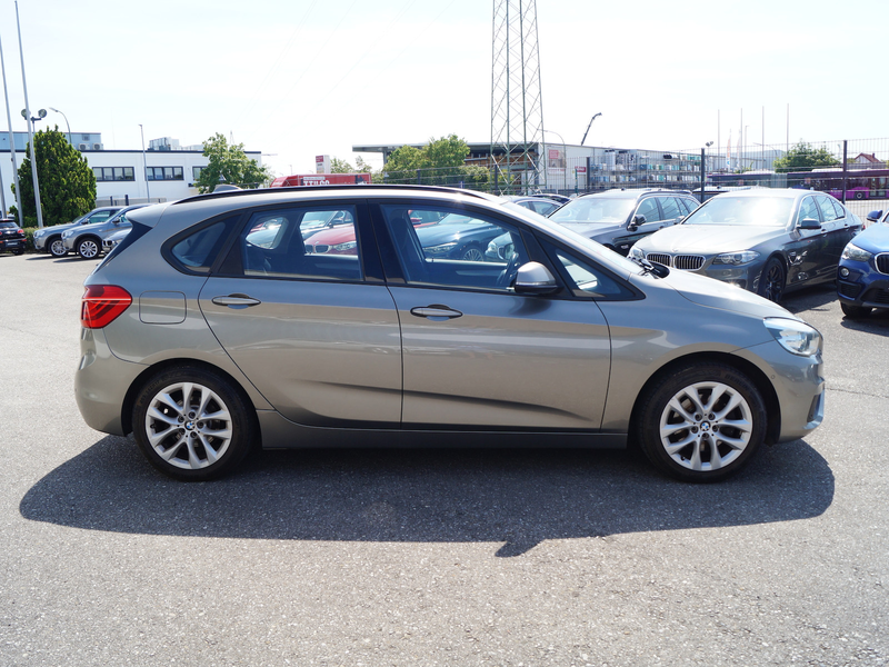 BMW 218 218i Active Tourer * Navi * LED * Parkassistent — photo 5