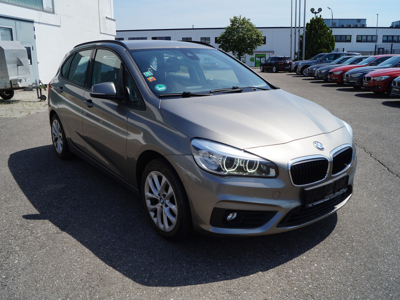 BMW 218 218i Active Tourer * Navi * LED * Parkassistent — photo 4