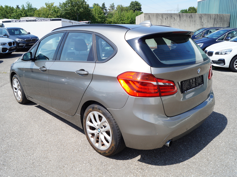 BMW 218 218i Active Tourer * Navi * LED * Parkassistent — photo 3
