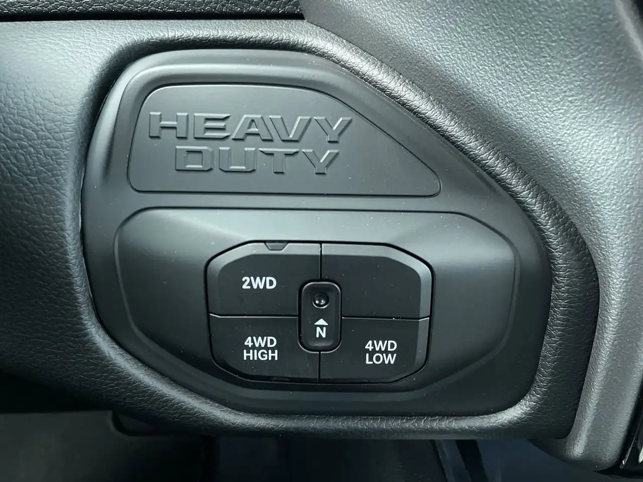 RAM 3500 снимка RAM 3500