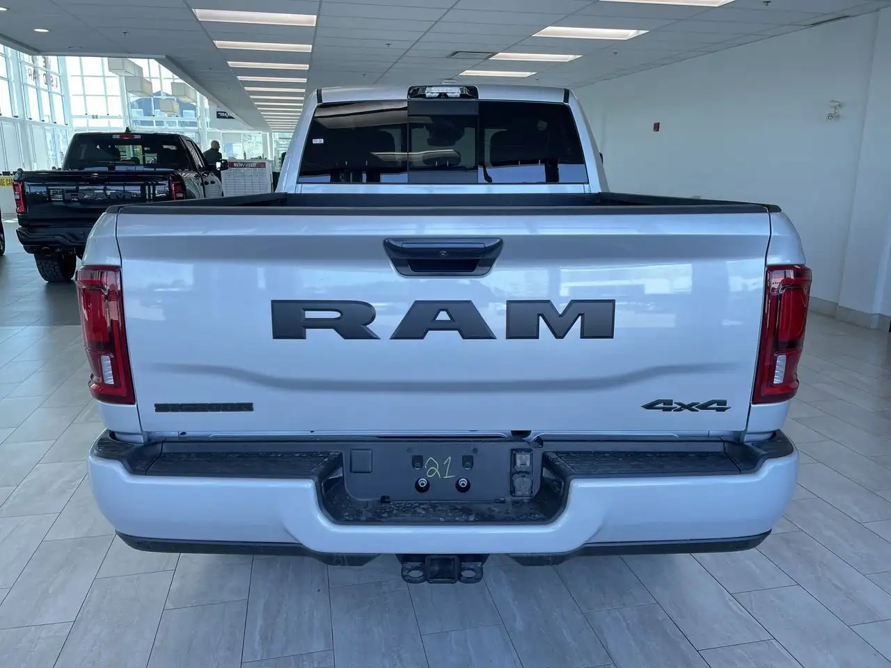 RAM 3500 снимка RAM 3500