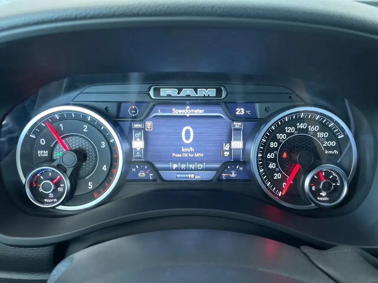 RAM 3500 снимка RAM 3500