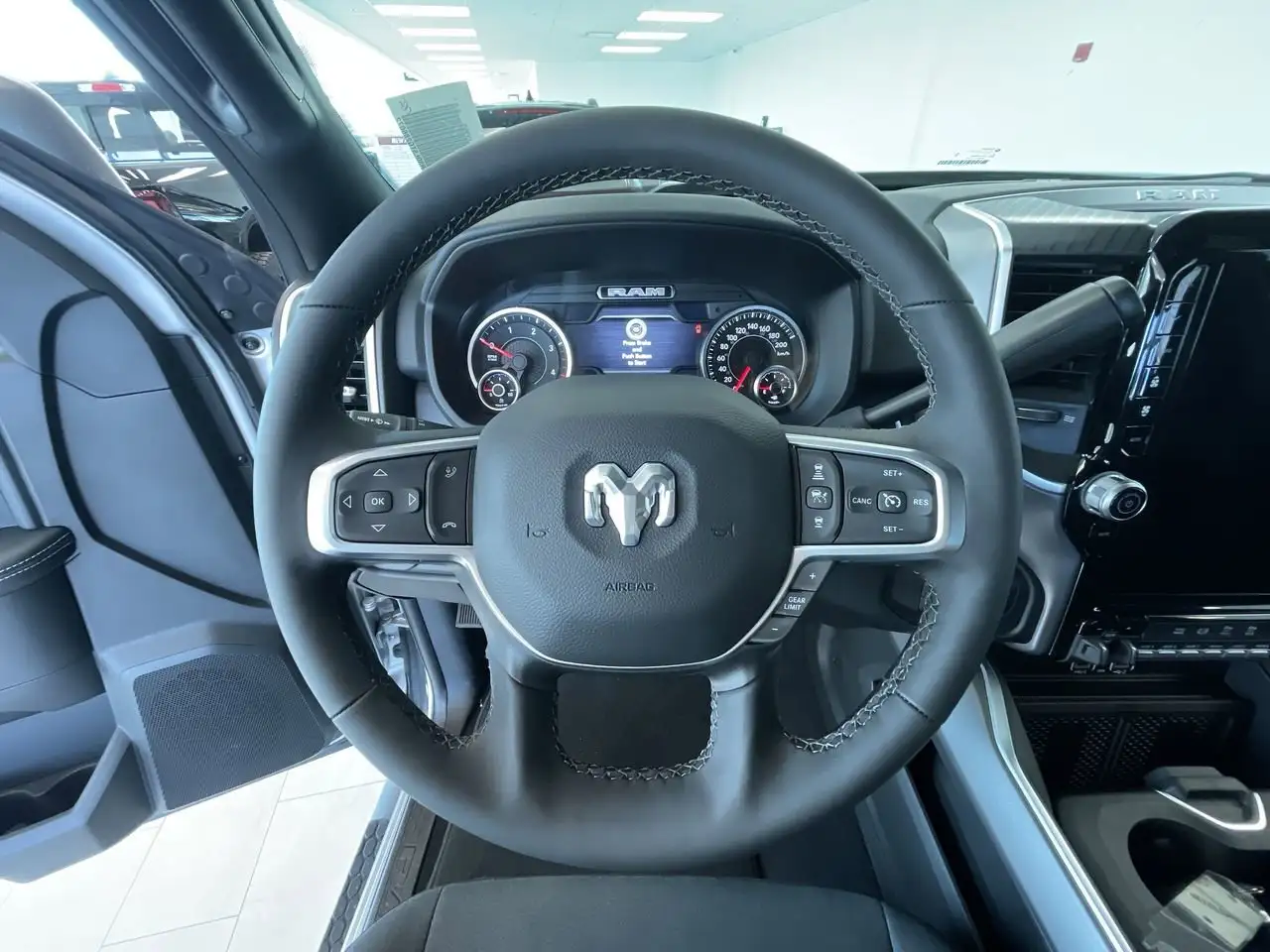 RAM 3500 снимка RAM 3500