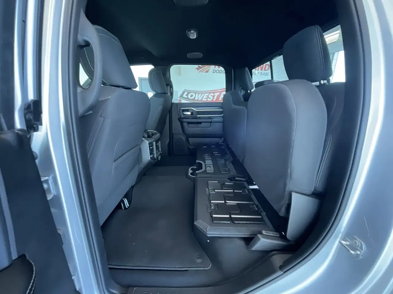 RAM 3500 снимка RAM 3500
