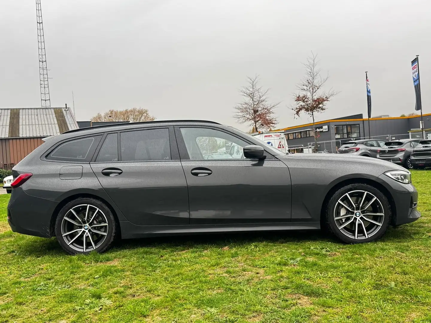 BMW 330 330d Touring xDrive Autom. | Leder | Carplay Noir - 2