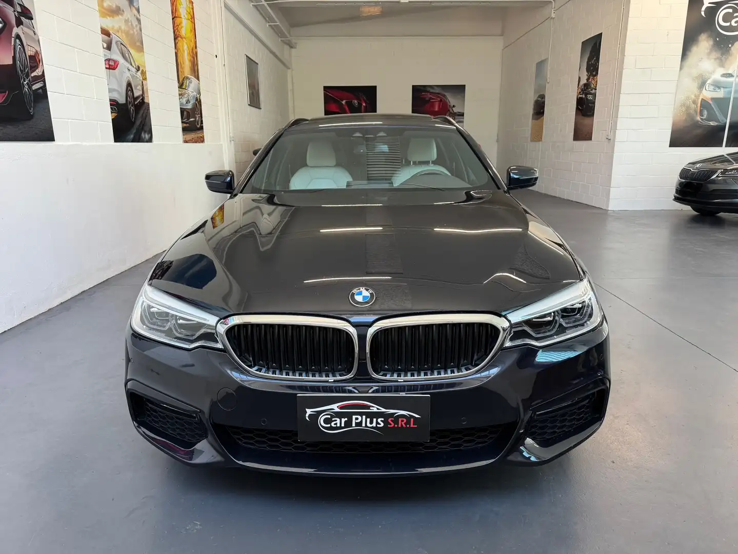 BMW 520 Serie 5 G31 2017 520d Touring xdrive Msport auto Blu/Azzurro - 2
