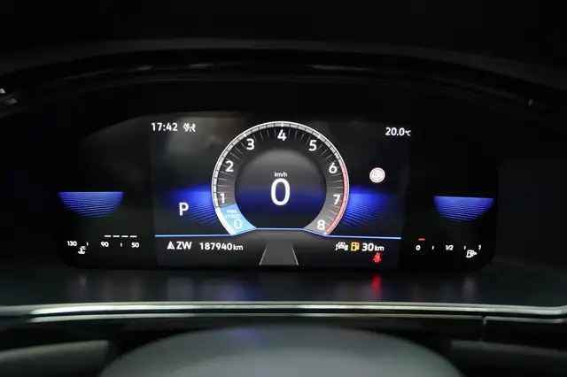 Volkswagen T-Roc view 29