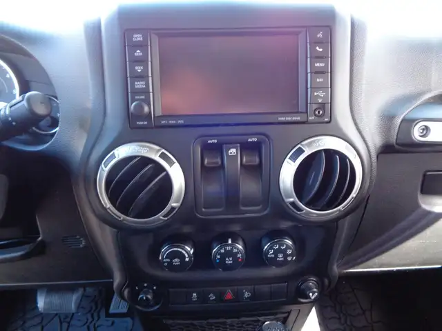 Jeep Wrangler view 15