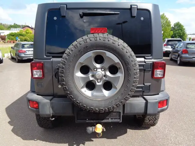 Jeep Wrangler view 5