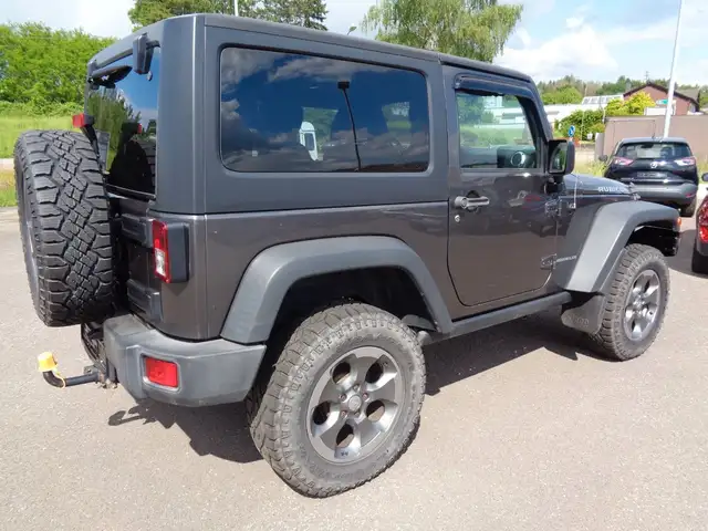 Jeep Wrangler view 4