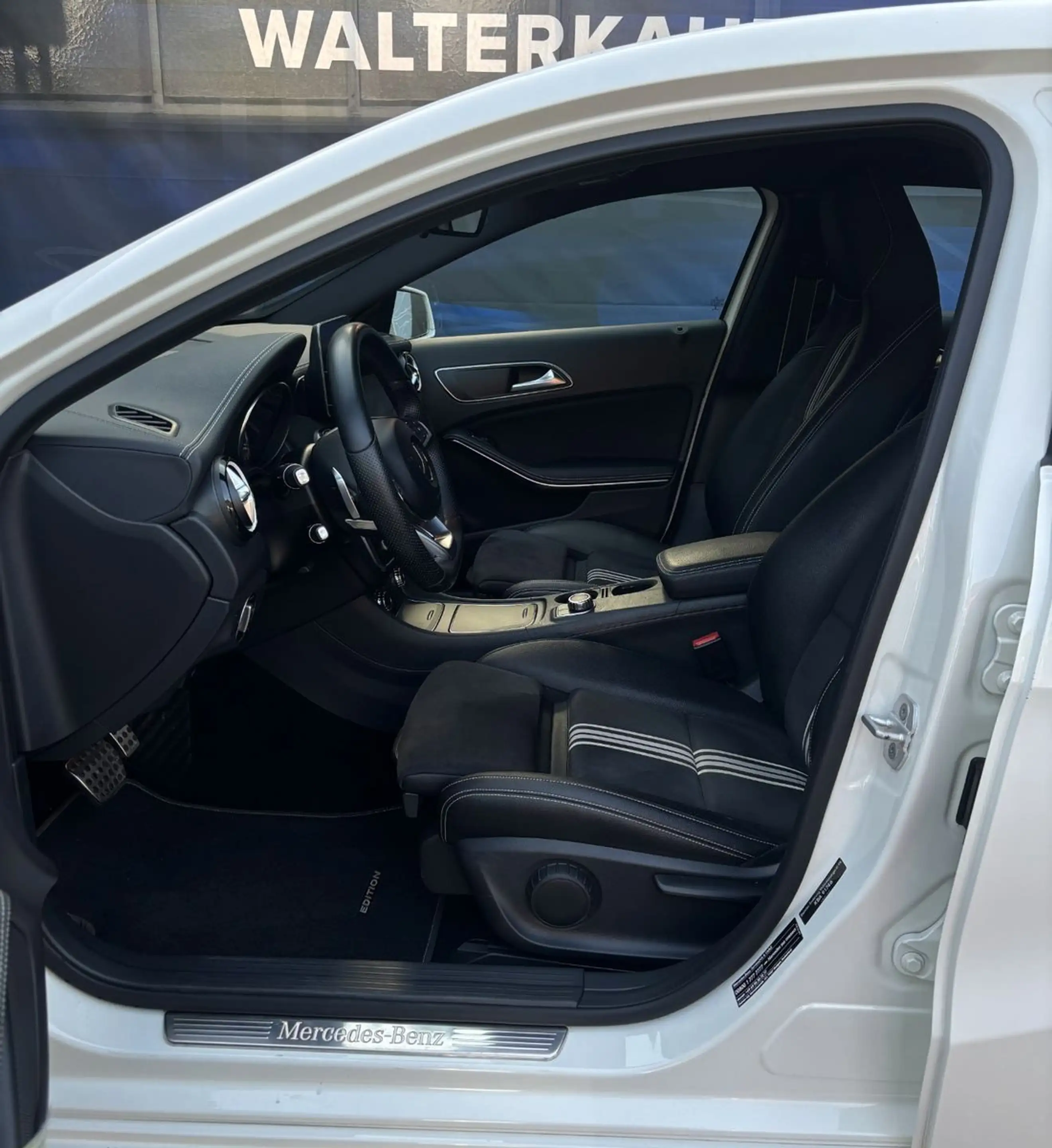 Mercedes-Benz A 220 CDI / d BlueEfficiency — photo 14