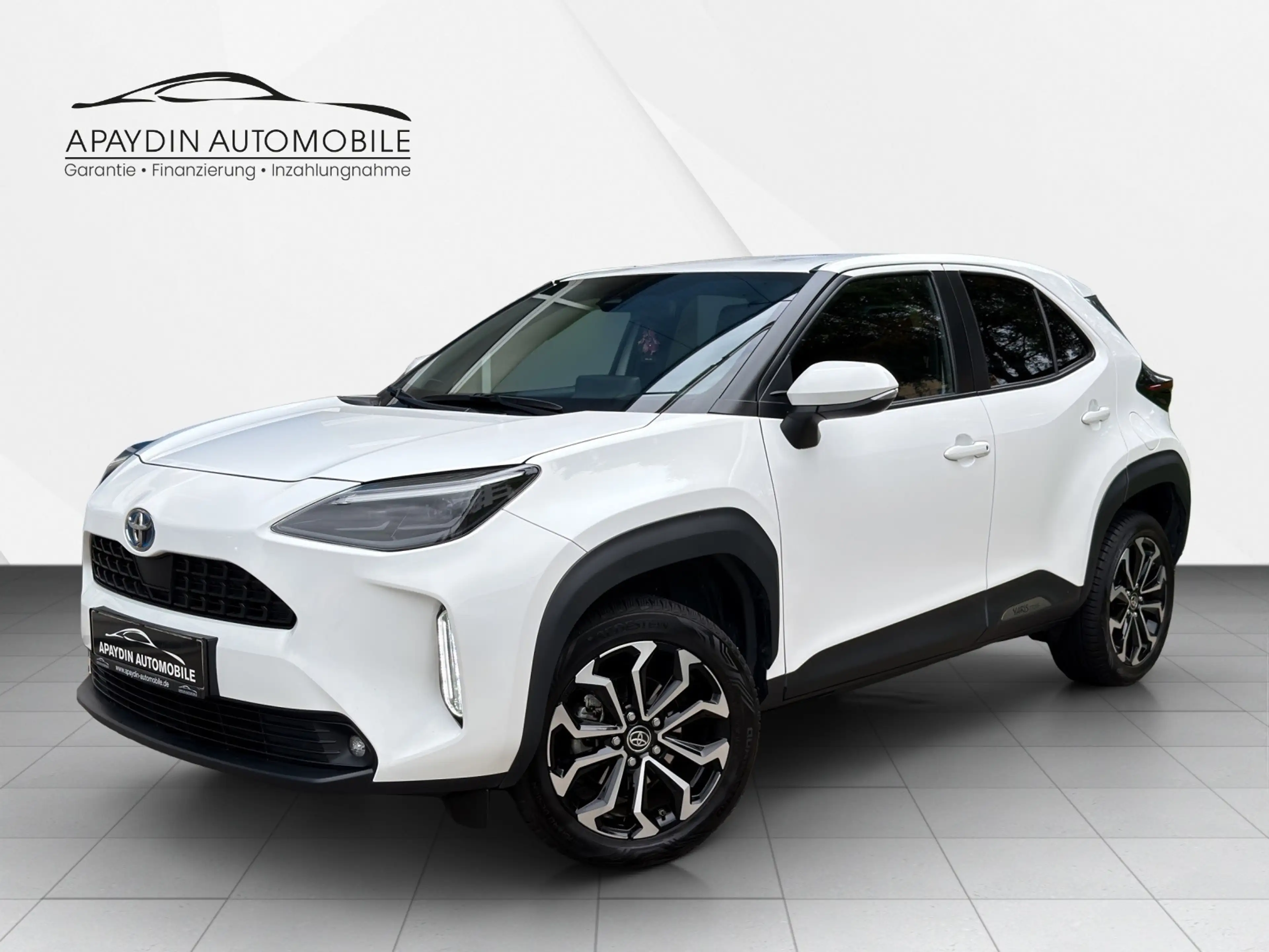 Toyota Yaris Cross Hybrid FWD Basis ACC/LED/LHZ/SHZ/WINTERPAKET/R-KAMERA/SPUR