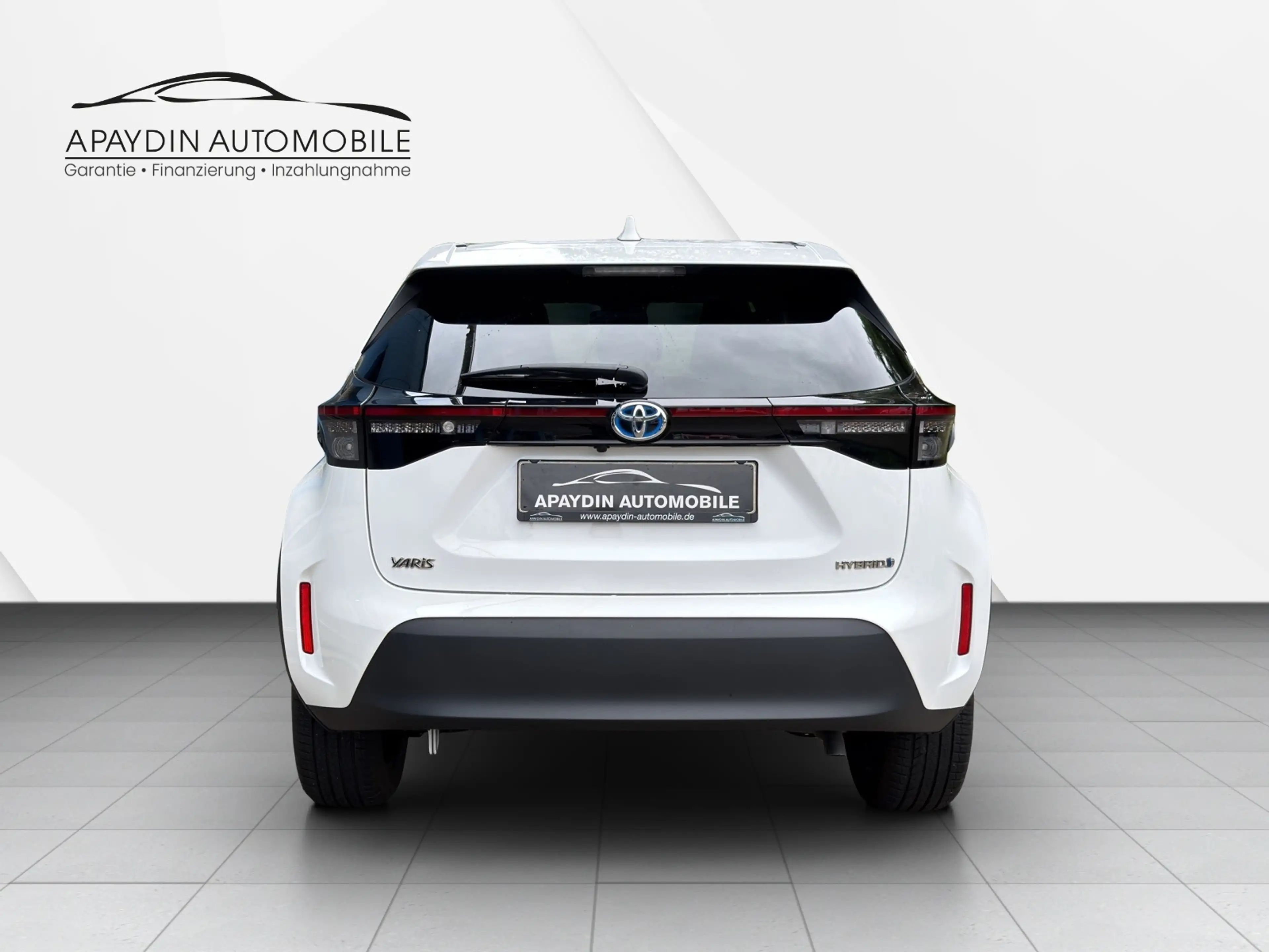 Toyota Yaris Cross Hybrid FWD Basis ACC/LED/LHZ/SHZ/WINTERPAKET/R-KAMERA/SPUR — photo 4