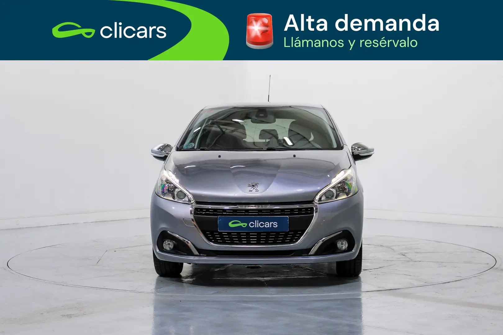 Peugeot 208 1.2 PureTech S&S Signature 82 Plateado - 2