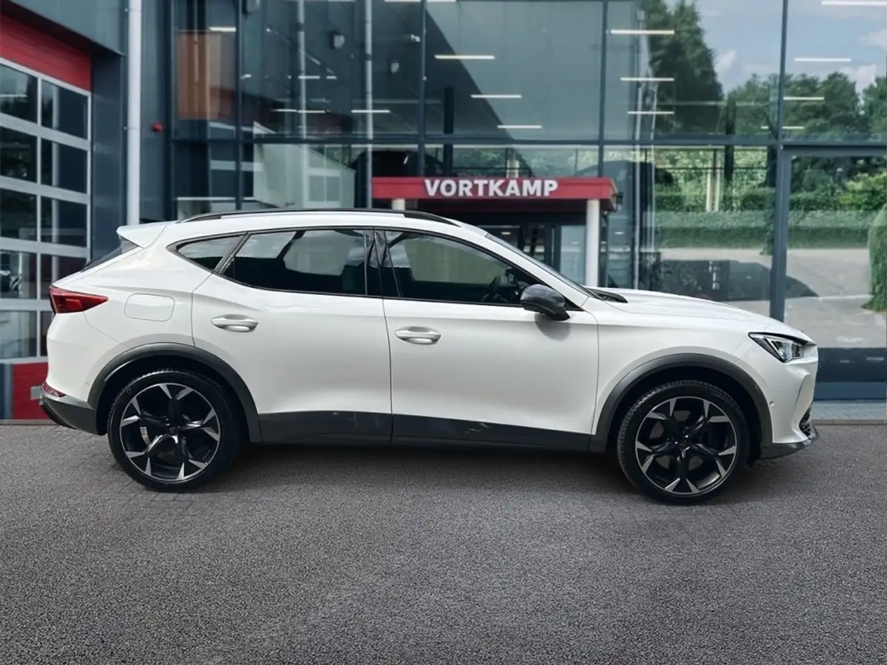 Cupra Formentor 1.4 TSI eHYBRID VZ 360CAMERA/SPORT-STUUR/ACC/MEM/L, миниатюра 4