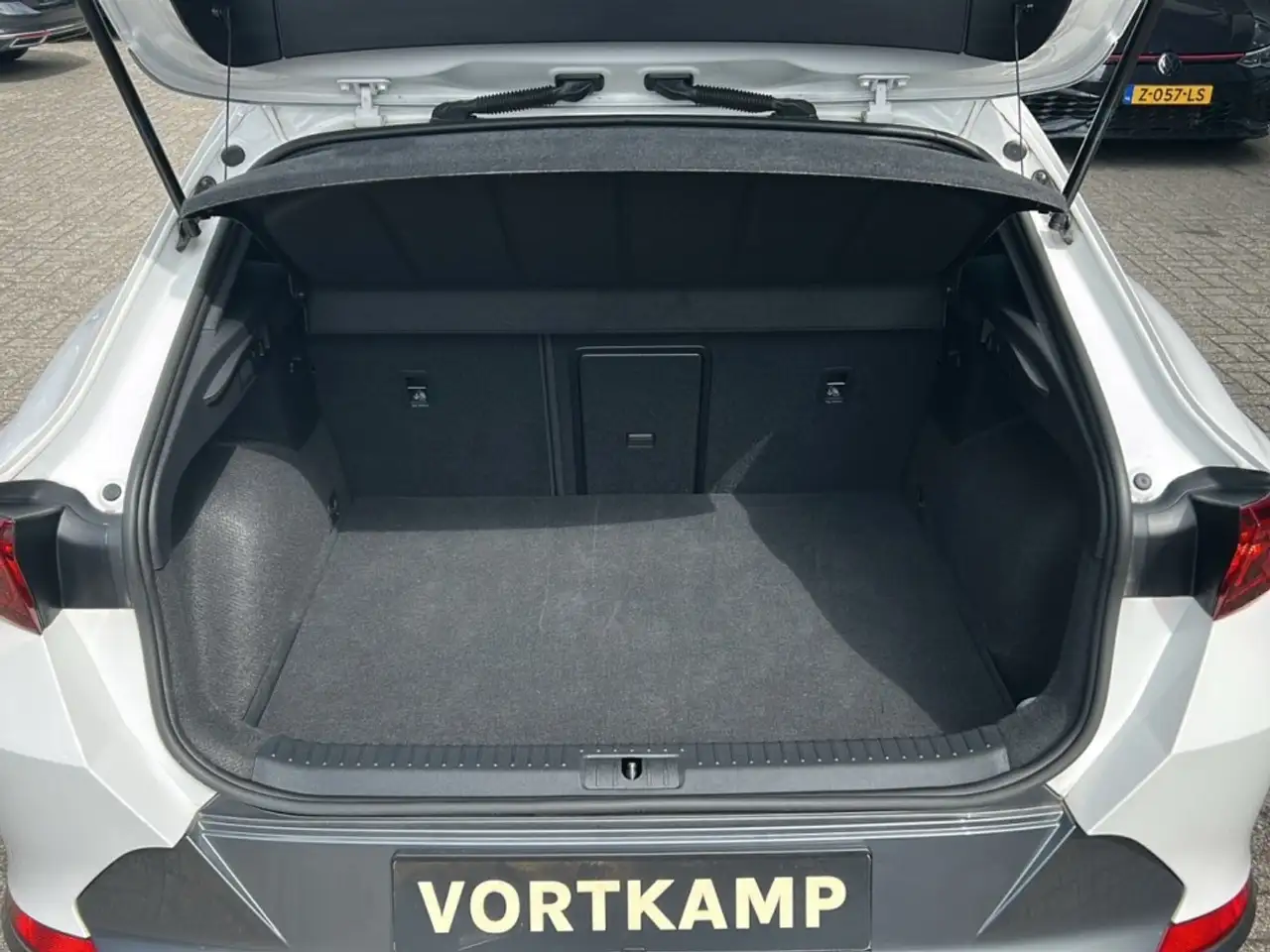 Cupra Formentor 1.4 TSI eHYBRID VZ 360CAMERA/SPORT-STUUR/ACC/MEM/L, миниатюра 10