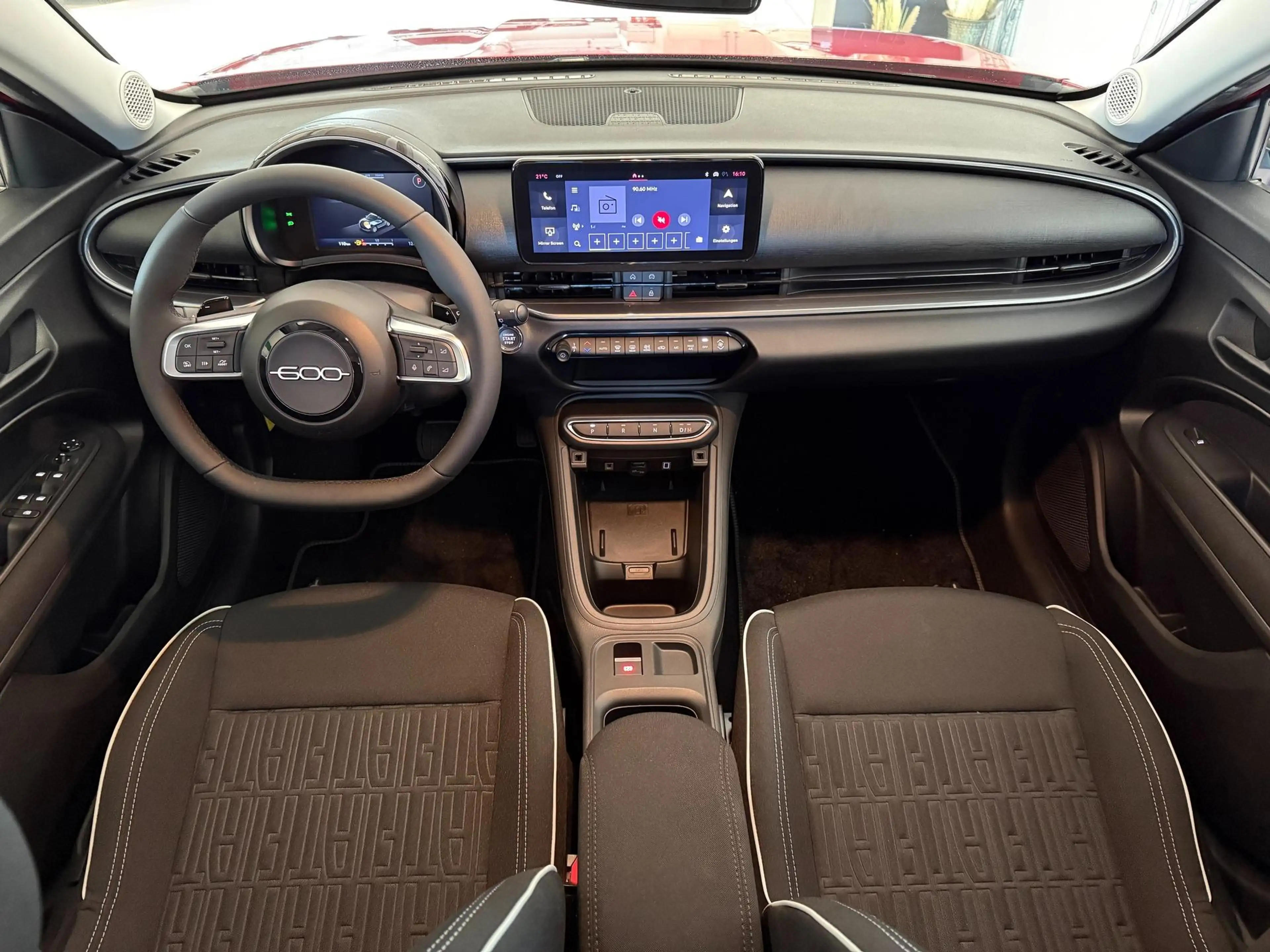 Fiat 600 Speciale Hybrid 1.2 T3 81 kW (110 PS) DCT Winte... — photo 10