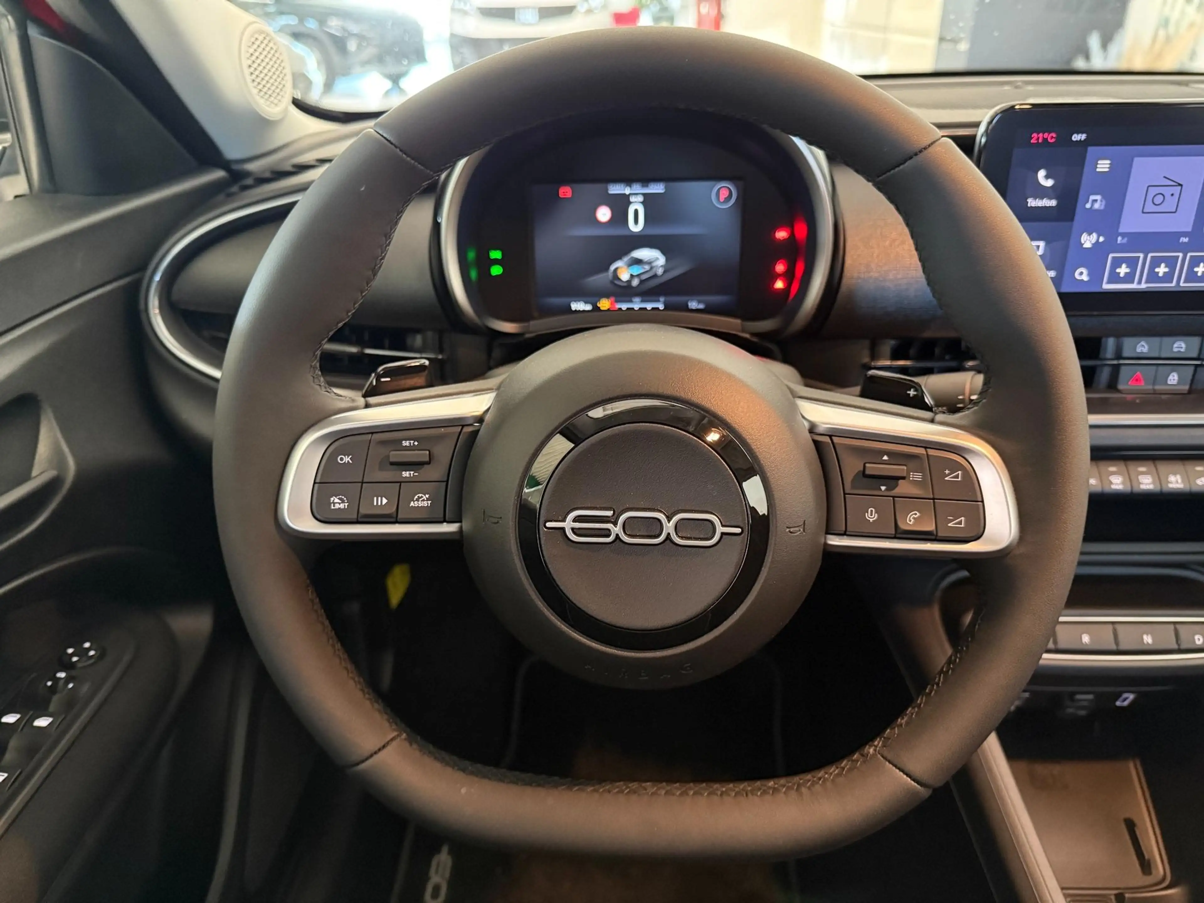 Fiat 600 Speciale Hybrid 1.2 T3 81 kW (110 PS) DCT Winte... — photo 14