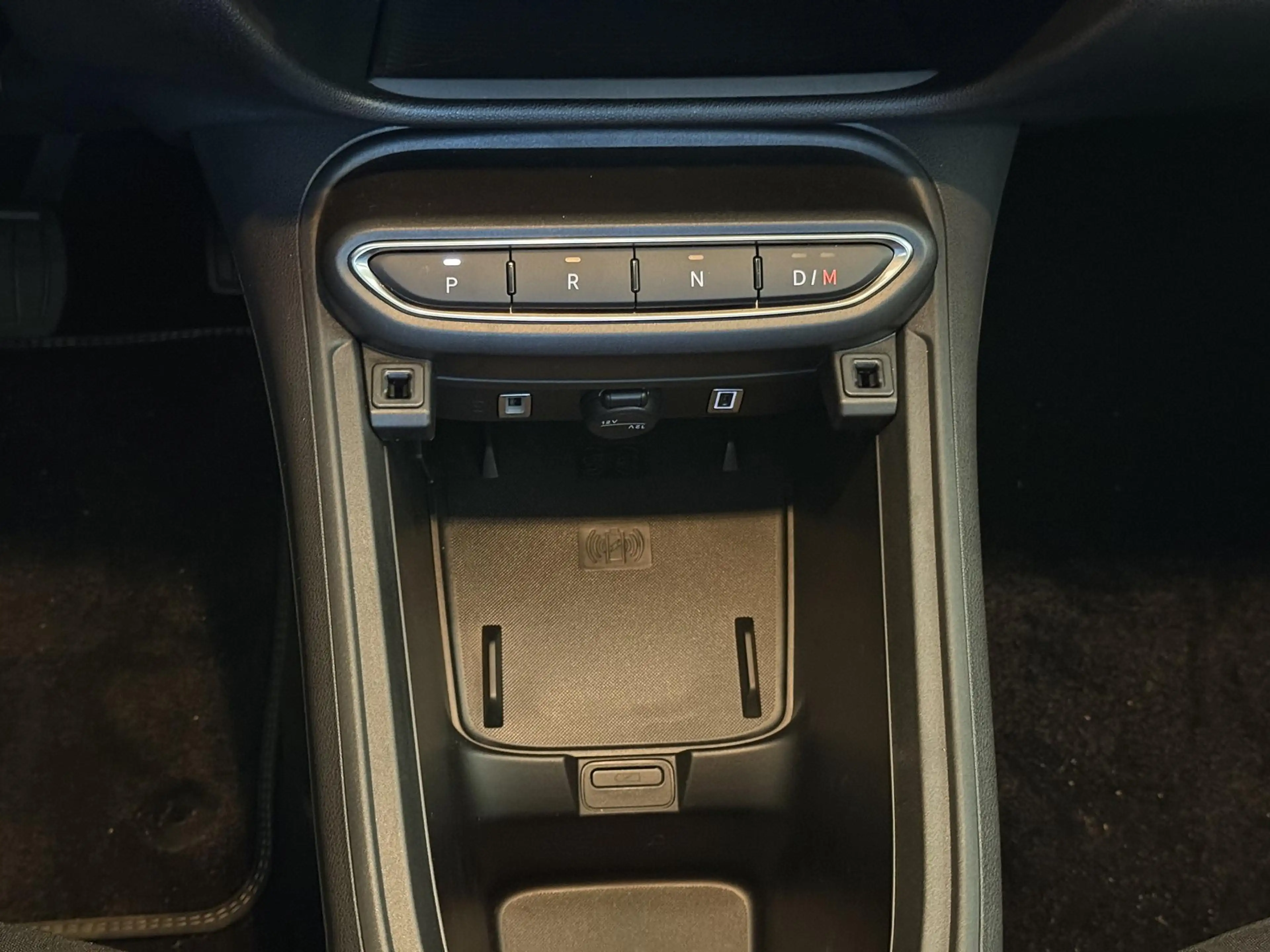 Fiat 600 Speciale Hybrid 1.2 T3 81 kW (110 PS) DCT Winte... — photo 13