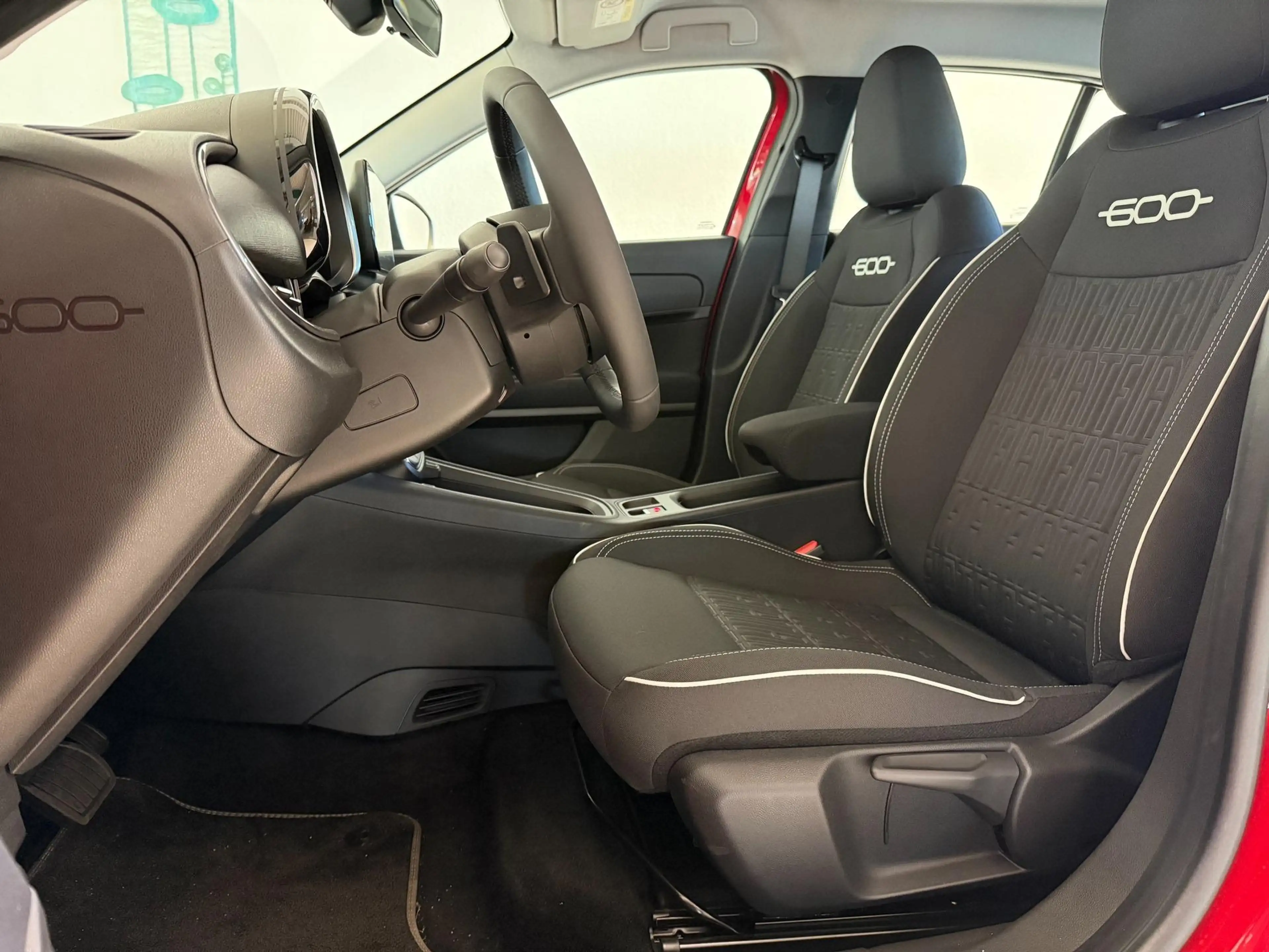 Fiat 600 Speciale Hybrid 1.2 T3 81 kW (110 PS) DCT Winte... — photo 7