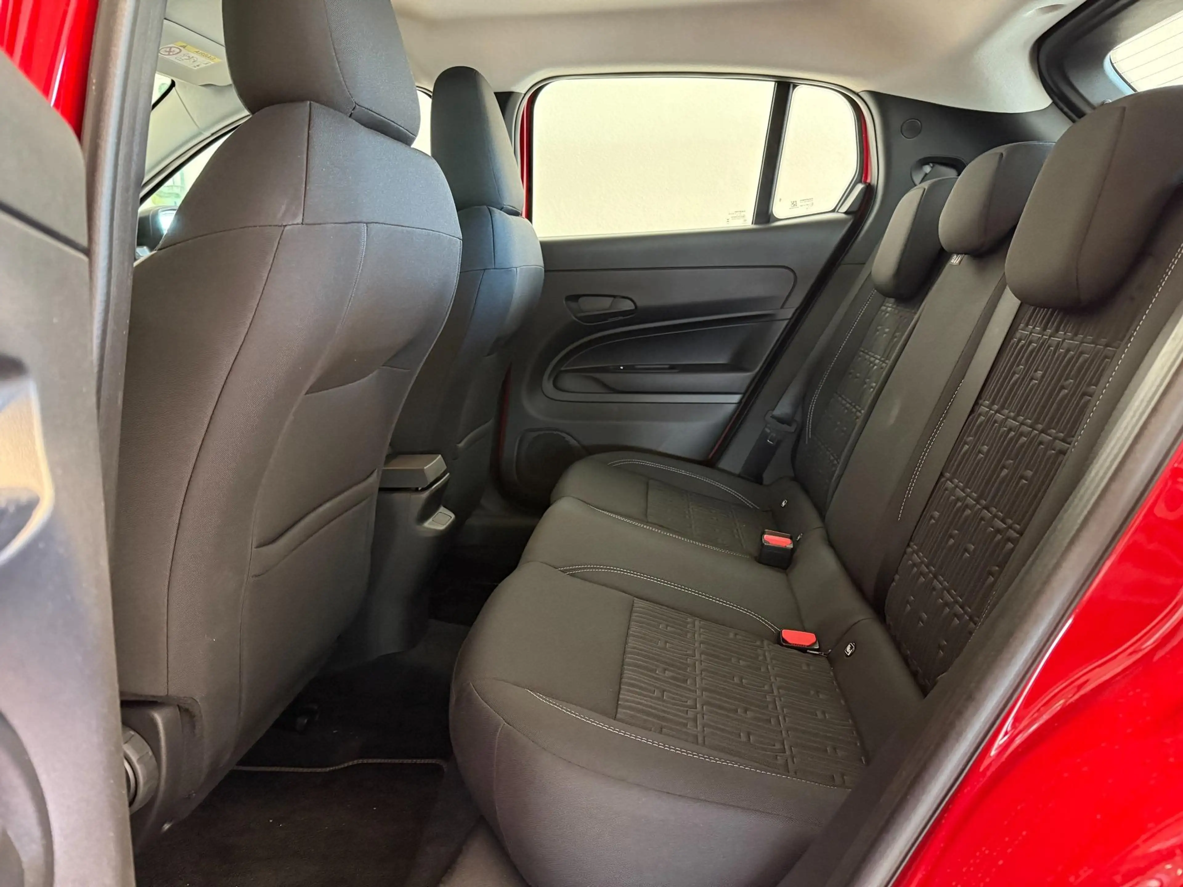 Fiat 600 Speciale Hybrid 1.2 T3 81 kW (110 PS) DCT Winte... — photo 15