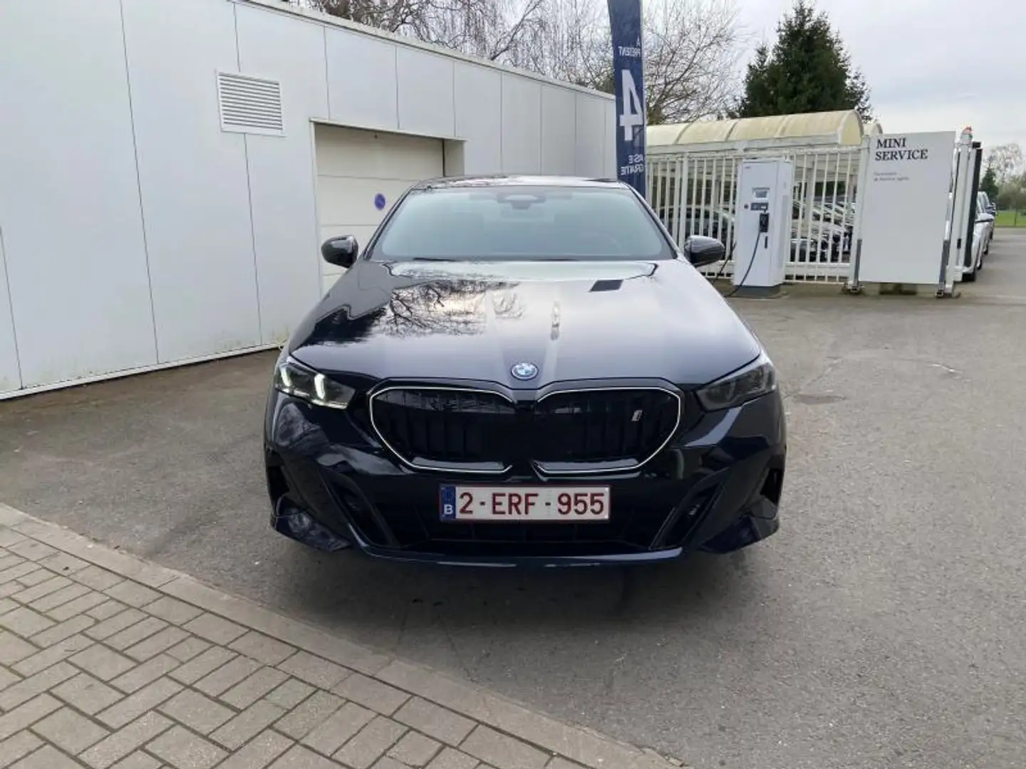 BMW i5 Berline Noir - 2