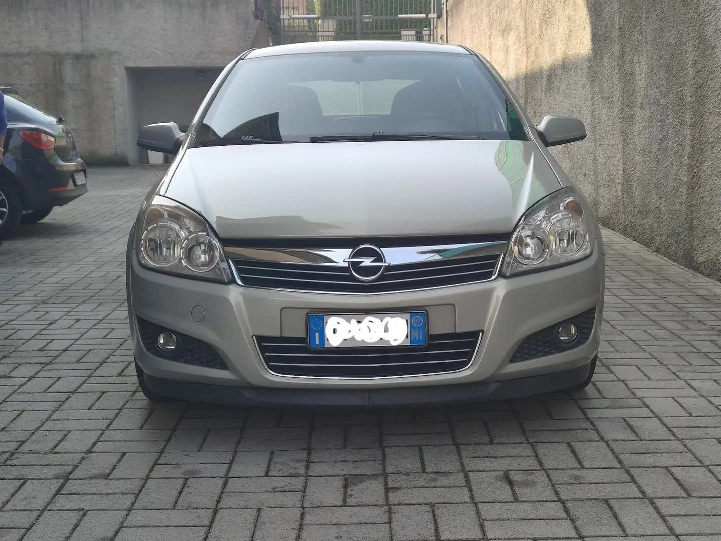 Opel Astra 5p 1.7 cdti Cosmo 101cv *LEGGERE DESCRIZIONE* - 2