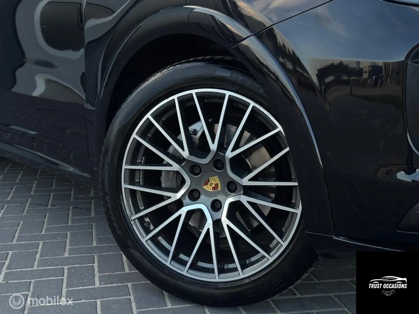 Porsche Cayenne E-hybride 3.0 PANO DEALERONDERHOUDEN MEMORY LEER T Noir - 2