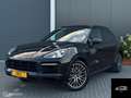 Porsche Cayenne E-hybride 3.0 PANO DEALERONDERHOUDEN MEMORY LEER T Zwart - thumbnail 3