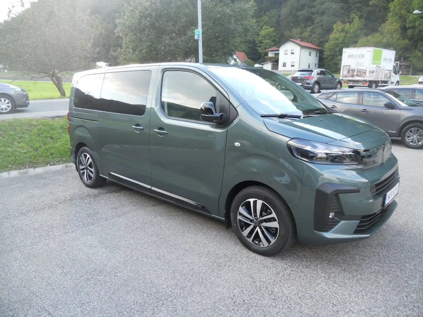 Peugeot Traveller Premium BlueHDi 180 Lang EAT8 Vert - 2