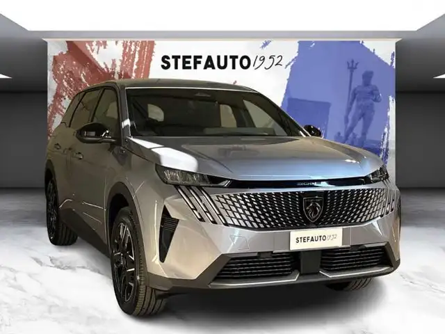 Peugeot 5008 in Grey for sale