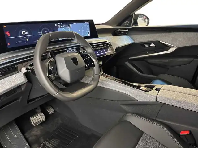 Peugeot 5008 view 11
