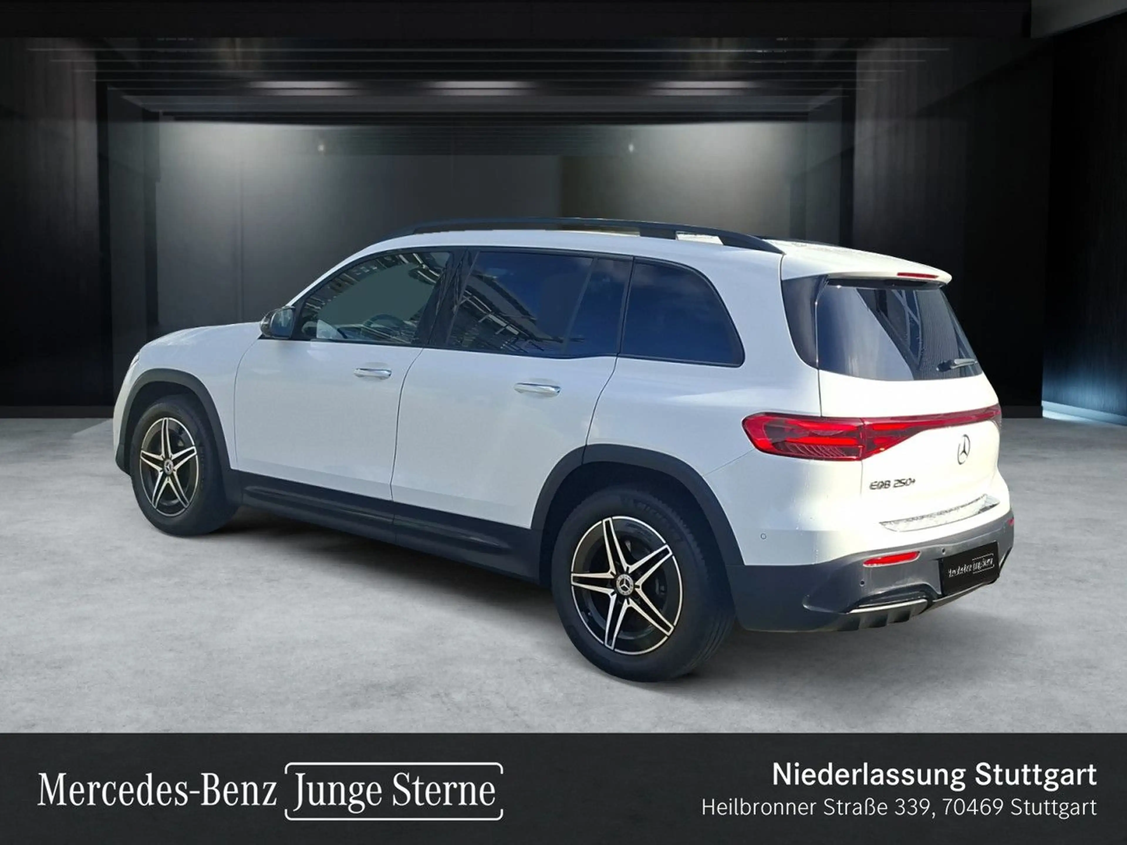 Mercedes-Benz EQB 250 AMG+NIGHT+PREMIUM+PANO+360+MEMORY+HUD+SPUR — photo 9