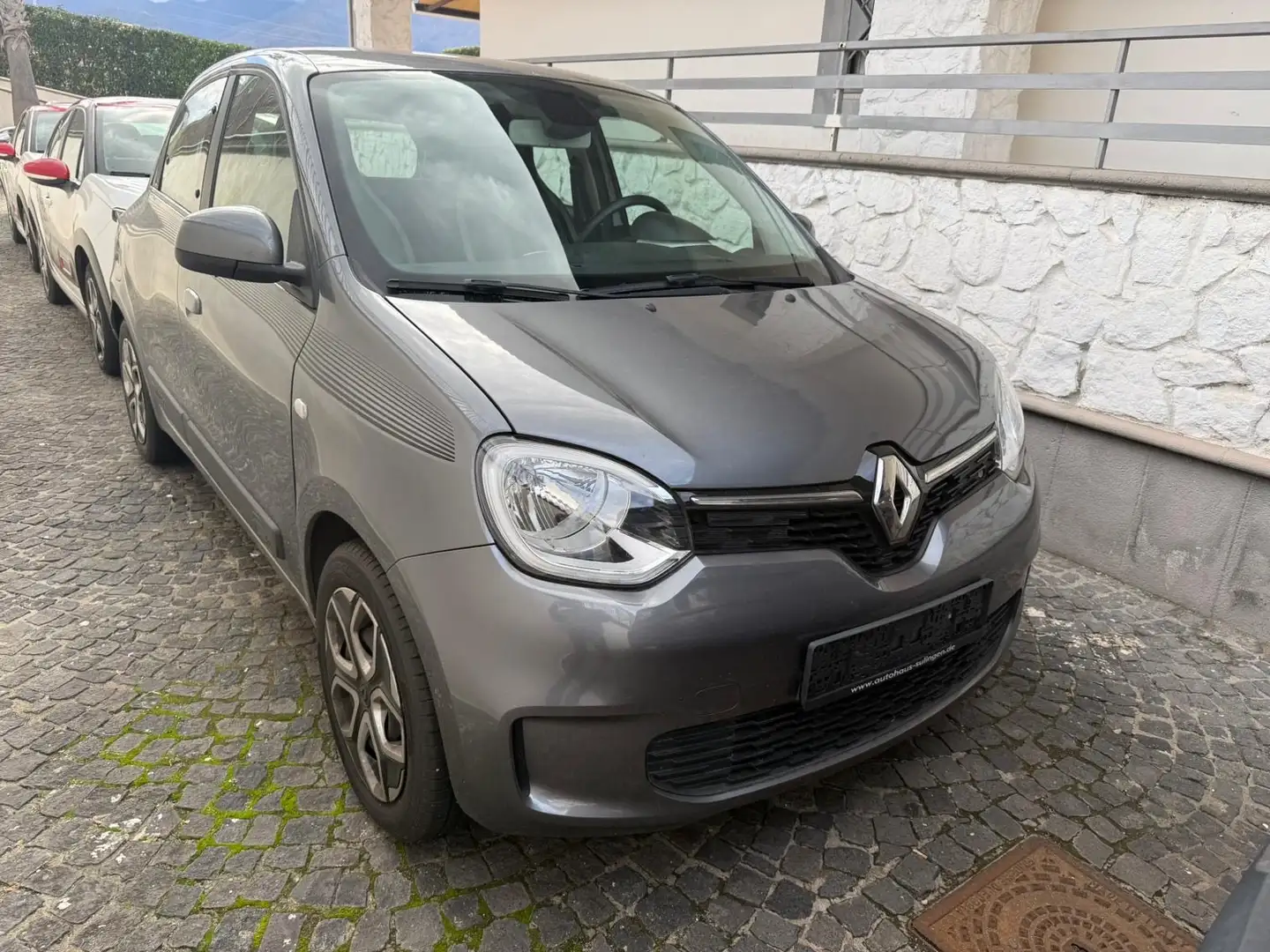 Renault Twingo 1.0 sce Intens 65cv Navi canbio manuale nuovo mode Grijs - 1