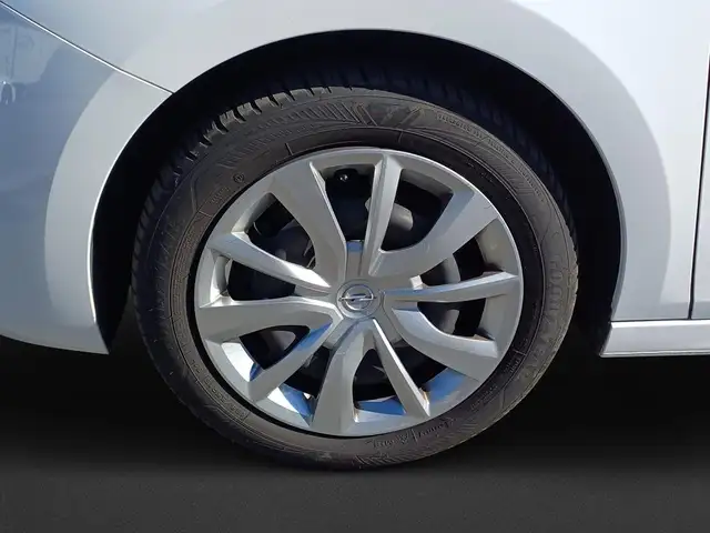 Opel Corsa view 8