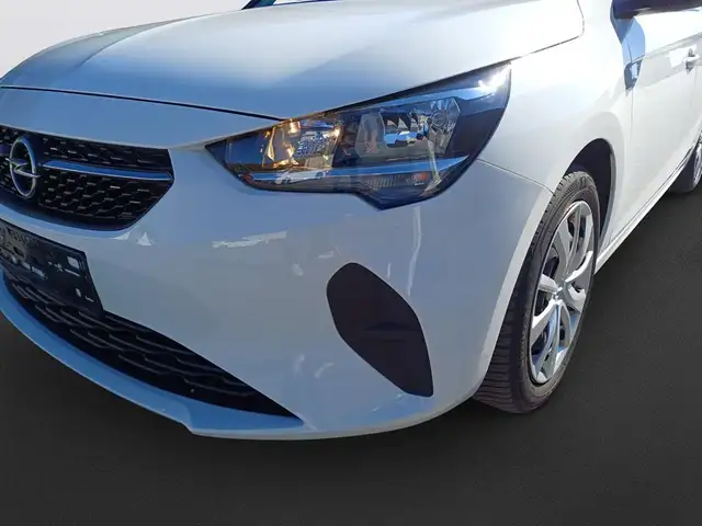 Opel Corsa view 9