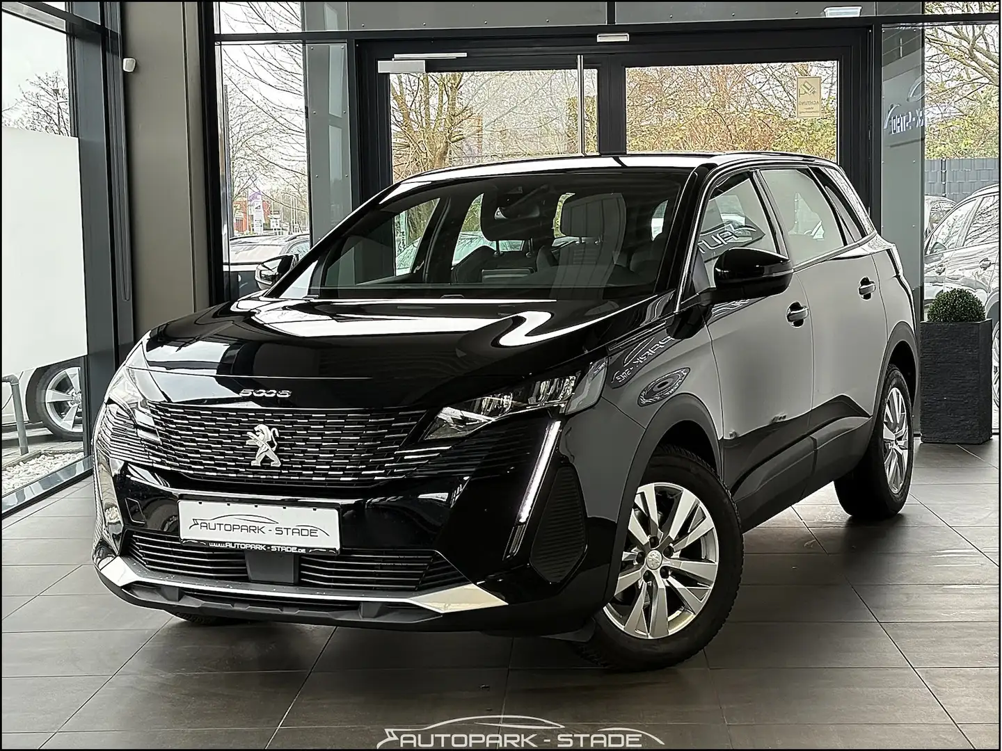 Peugeot 5008 1.2 PureTech Active Pack LED Kamera Assis Schwarz - 2
