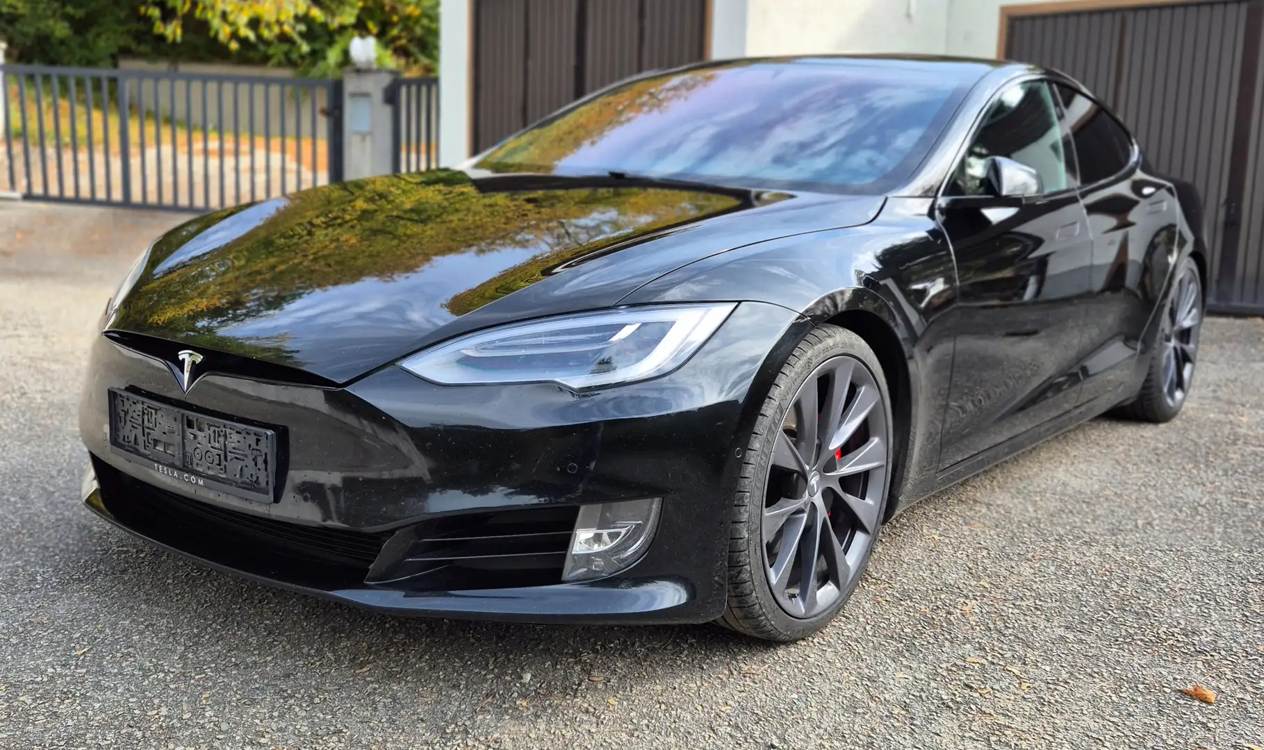 Tesla Model S Model S Performance 100kWh Schwarz - 1