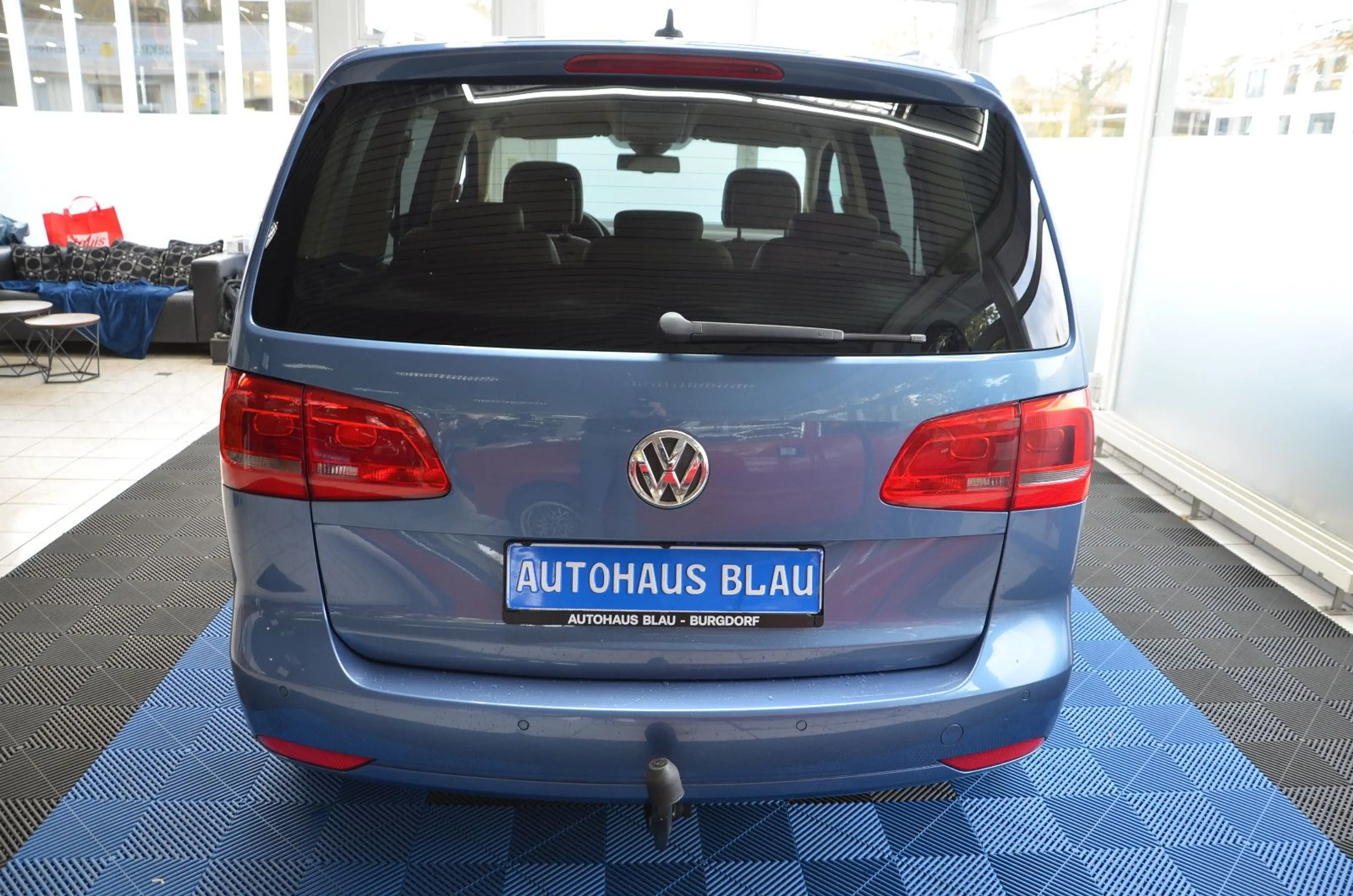 Volkswagen Touran 2.0 TDI Highline *DSG*NAVI*AHK*R-KAMERA* — photo 5
