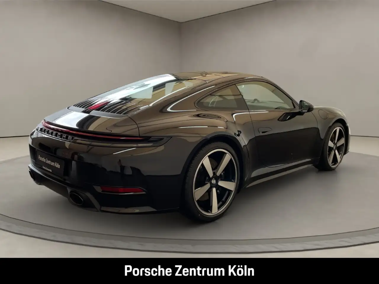 Porsche 992 911 Carrera S BOSE Sportabgasanlage LED 5